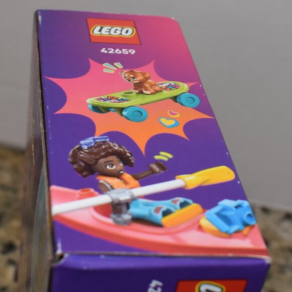 LEGO Friends Friendship Road-Trip Travel Car Toy - Brand New - Picture 4 of 5